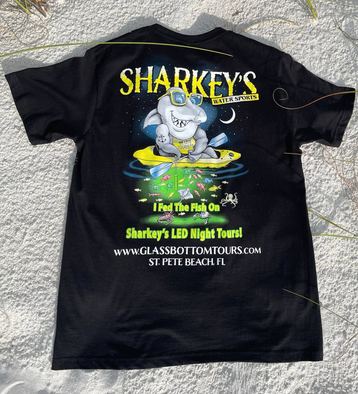 SHARKEY'S  SOUVENIR T-SHIRT SHARKEY FEEDING FISH